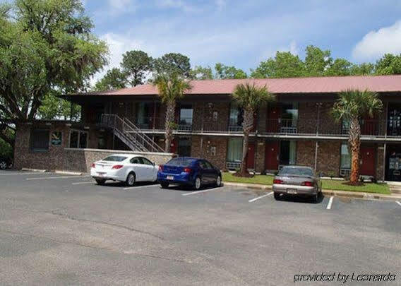 Rodeway Inn St. Helena - Beaufort South Frogmore Exterior photo