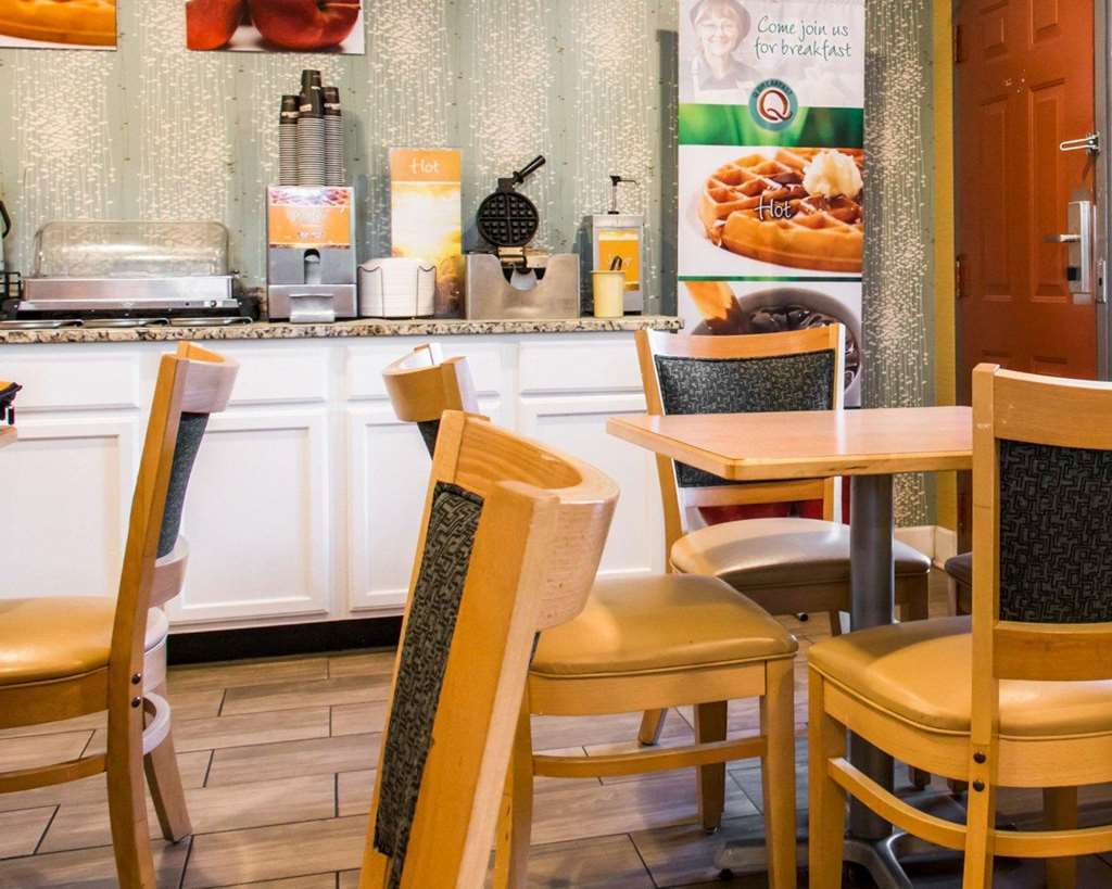 Rodeway Inn St. Helena - Beaufort South Frogmore Restaurant photo